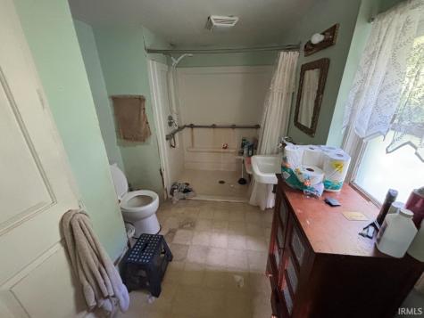 11187 N 200 W Alexandria IN 46001