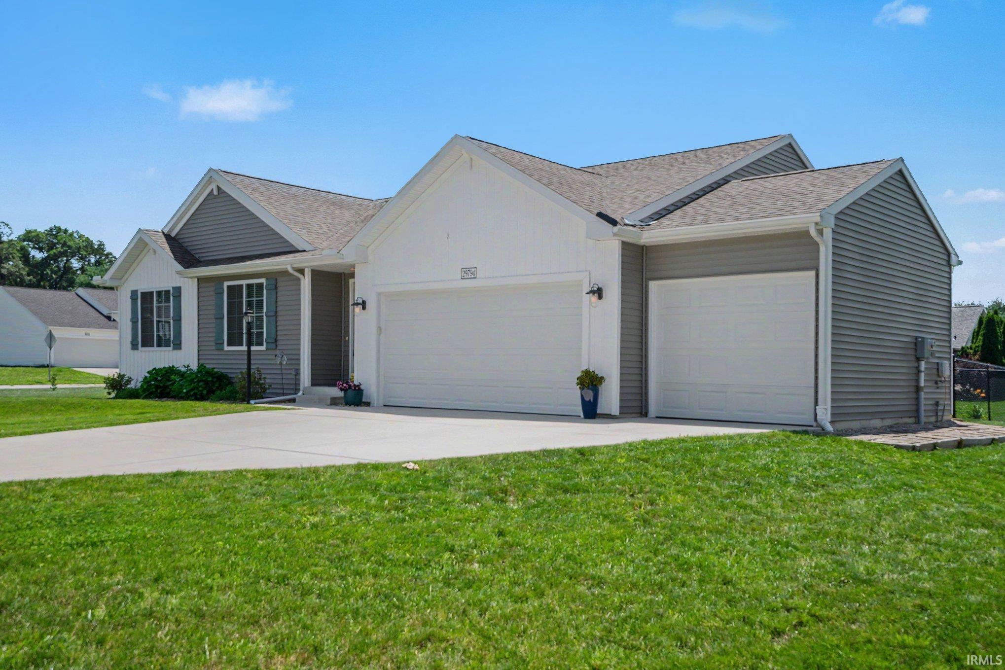 29794 Dallas Drive Elkhart IN 46514