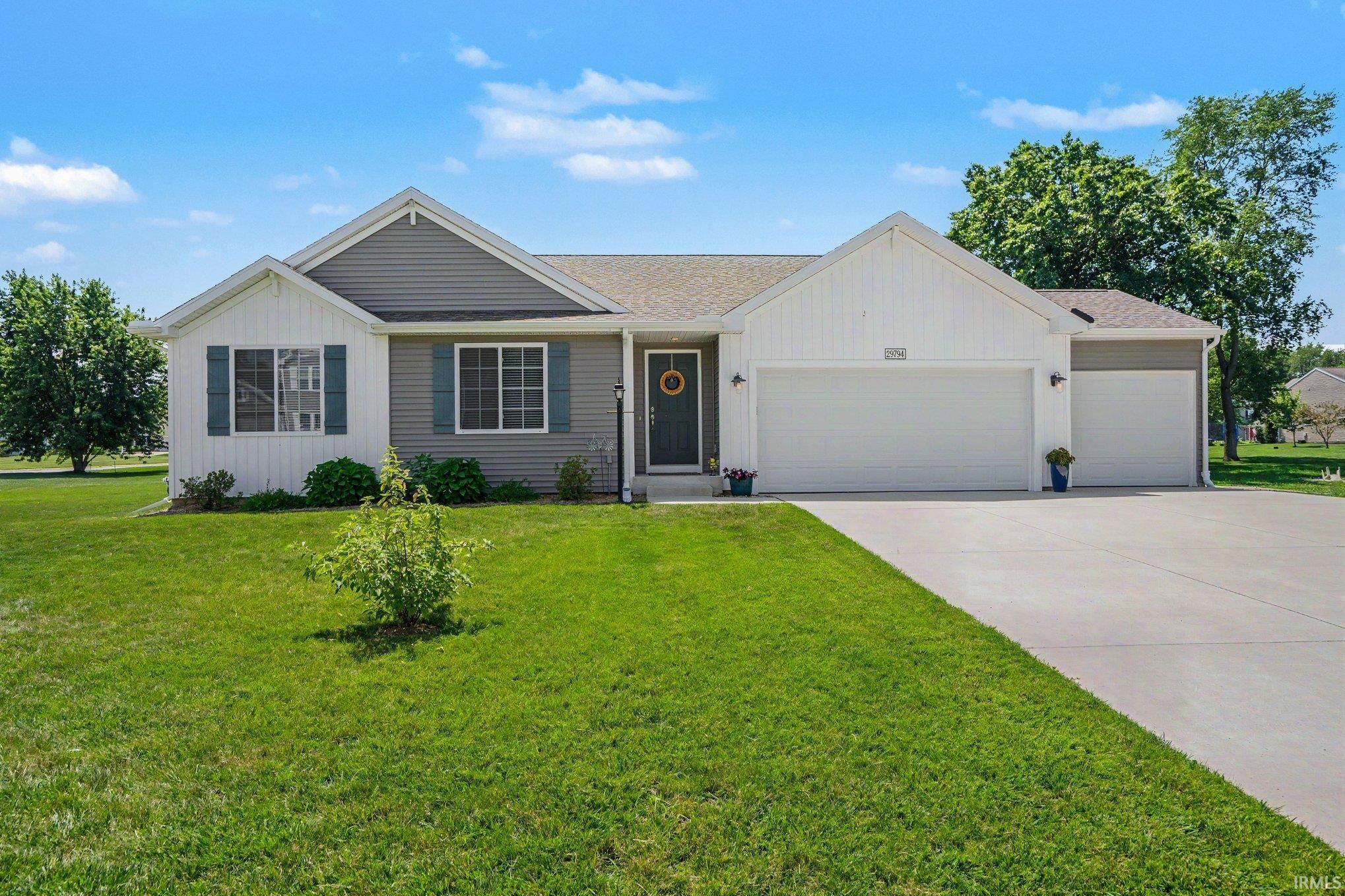 29794 Dallas Drive Elkhart IN 46514