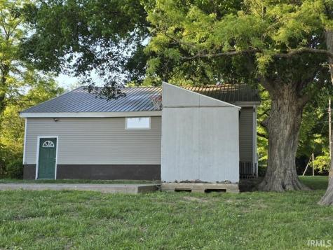 609 W Main Street Bruceville IN 47516