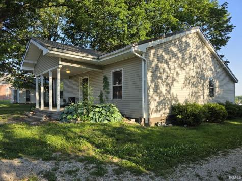 609 W Main Street Bruceville IN 47516
