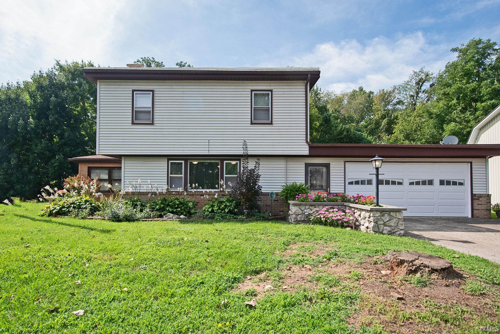 9615 N Steinbarger Lake Drive Wawaka IN 46794