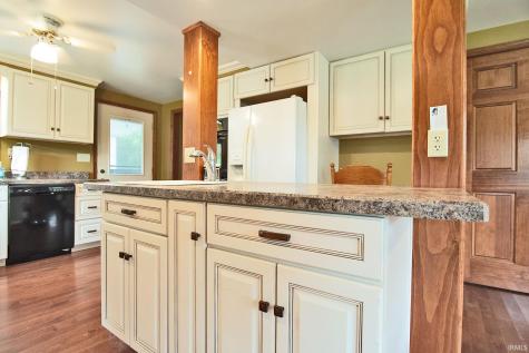 9615 N Steinbarger Lake Drive Wawaka IN 46794