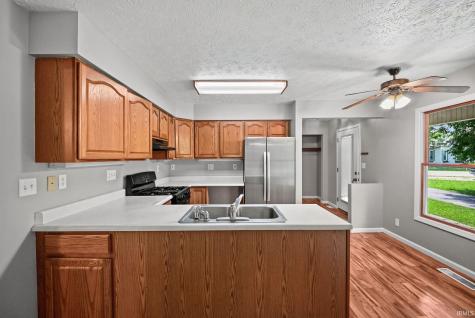 210 W Jackson Street Mulberry IN 46058