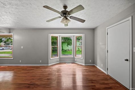 210 W Jackson Street Mulberry IN 46058