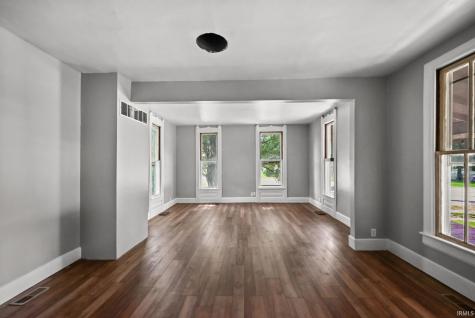 210 W Jackson Street Mulberry IN 46058