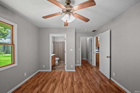 210 W Jackson Street Mulberry IN 46058