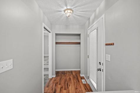 210 W Jackson Street Mulberry IN 46058