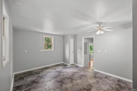 210 W Jackson Street Mulberry IN 46058