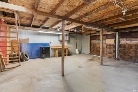 44 Vernon Lane Lafayette IN 47905