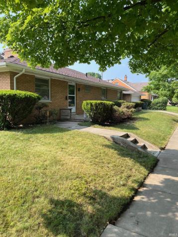 1045 Eclipse Place South Bend IN 46628