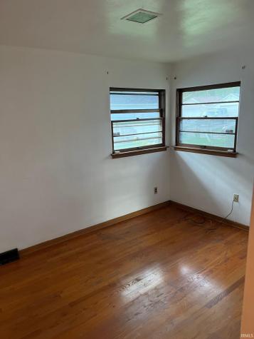 1045 Eclipse Place South Bend IN 46628