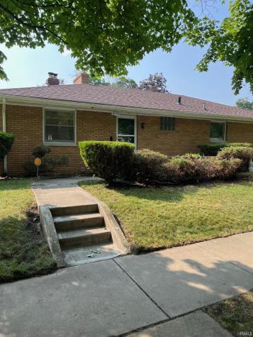 1045 Eclipse Place South Bend IN 46628