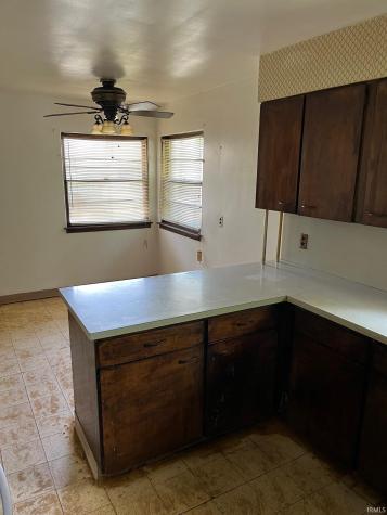 1045 Eclipse Place South Bend IN 46628