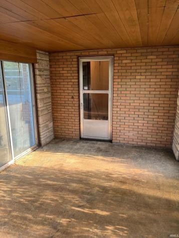 1045 Eclipse Place South Bend IN 46628