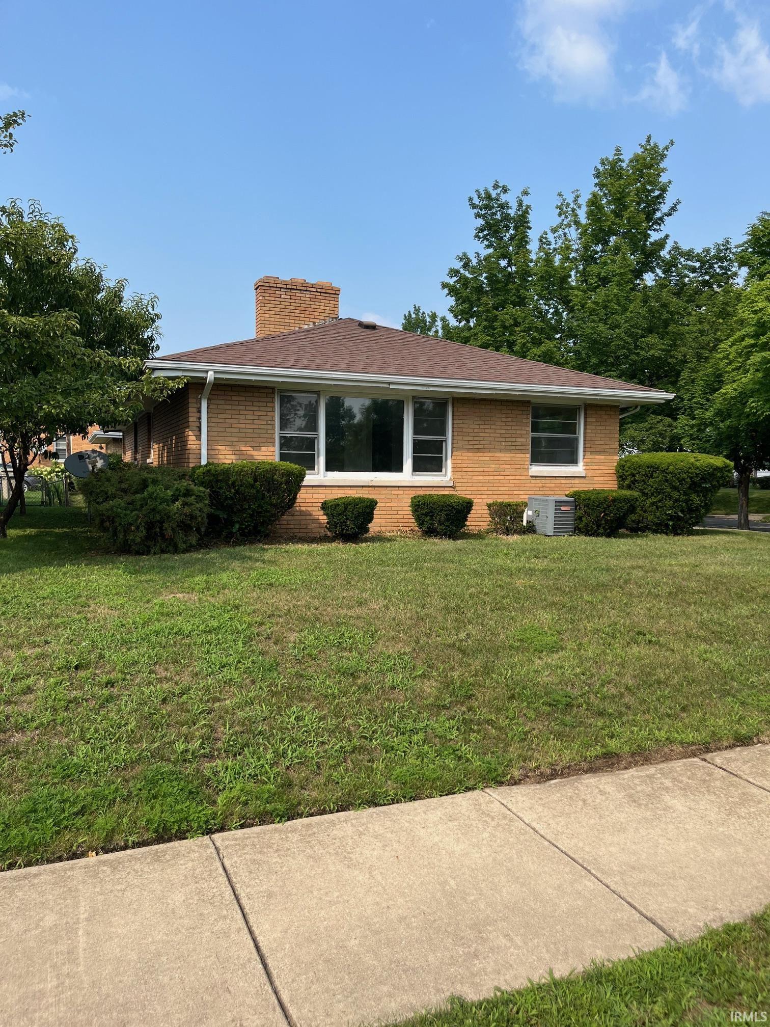 1045 Eclipse Place South Bend IN 46628