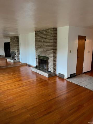 1045 Eclipse Place South Bend IN 46628