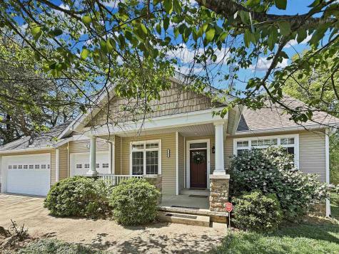3201 E Kristen Court Bloomington IN 47401
