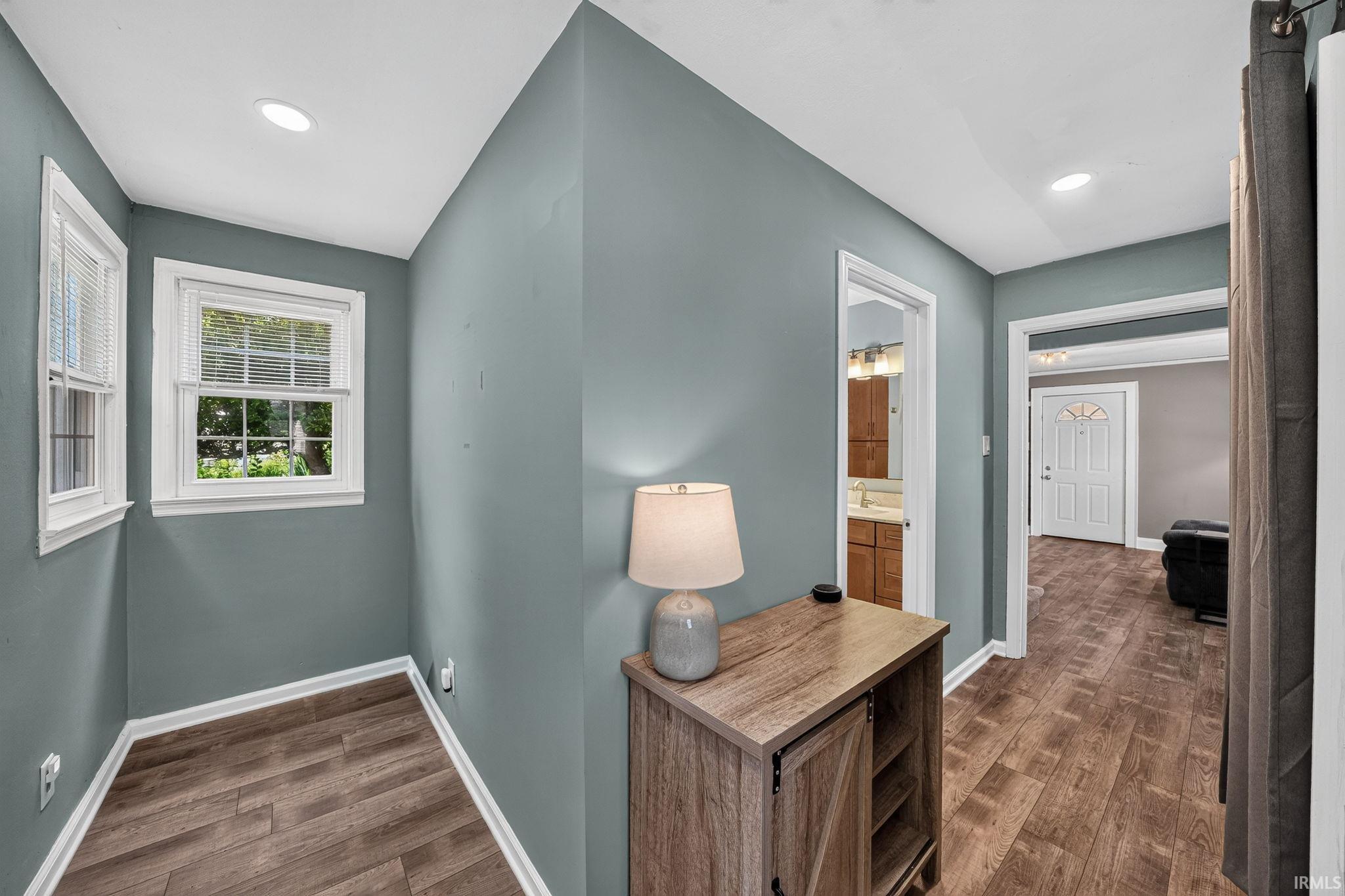 2518 Erskine Boulevard South Bend IN 46614