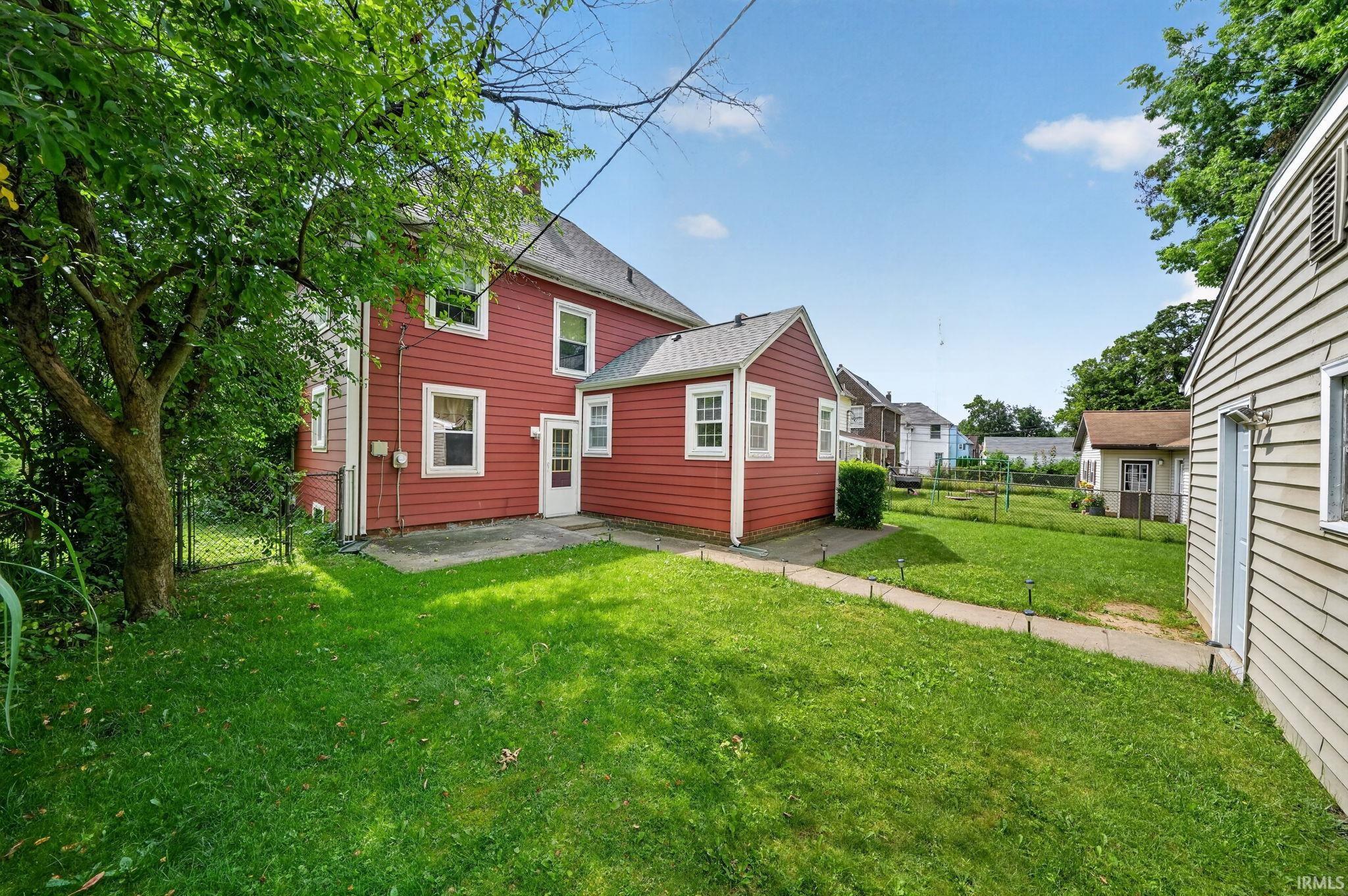 2518 Erskine Boulevard South Bend IN 46614