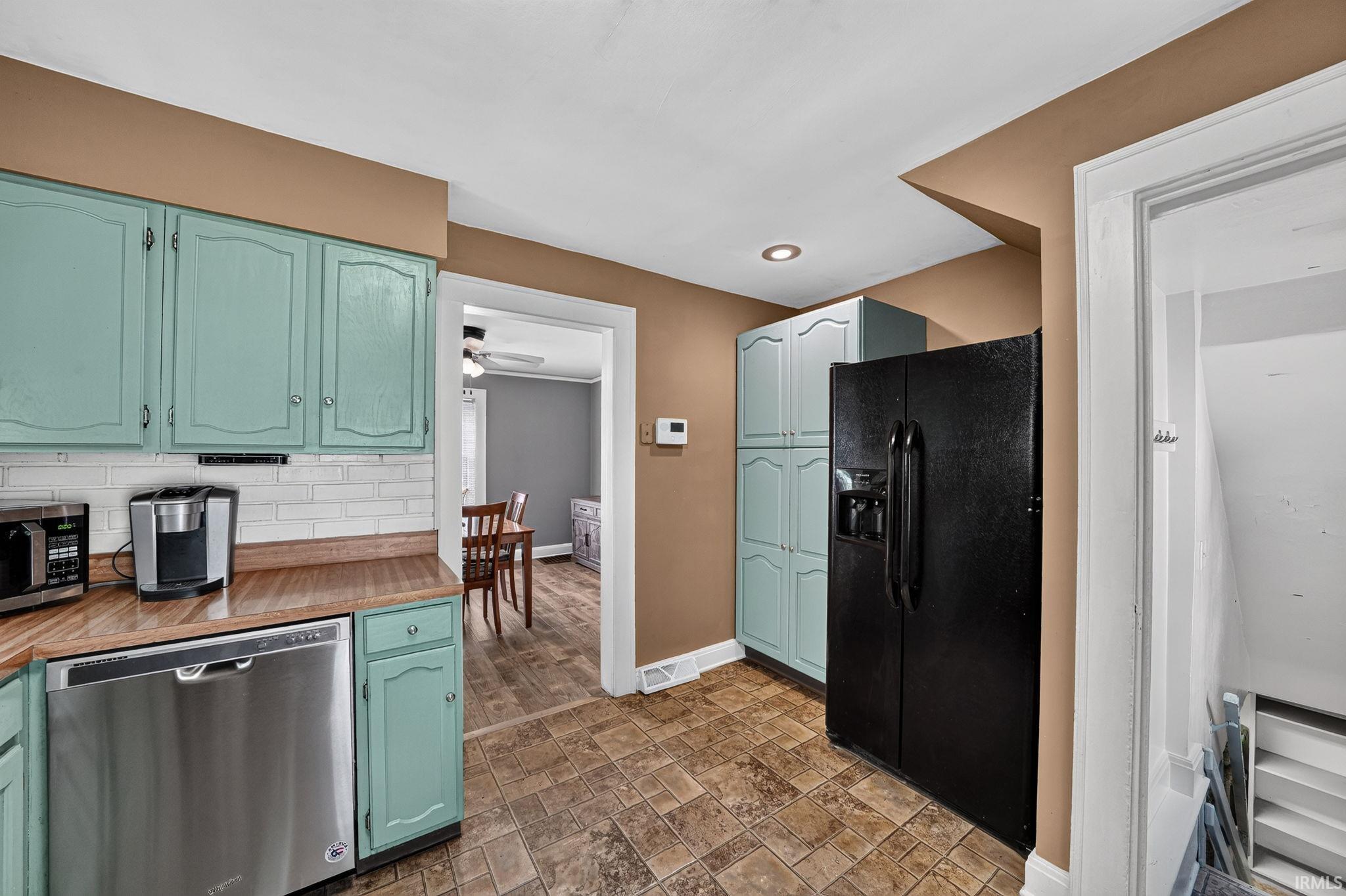 2518 Erskine Boulevard South Bend IN 46614