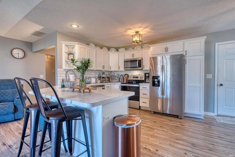 7402 Baltic Drive Evansville IN 47711