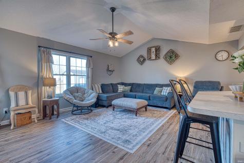 7402 Baltic Drive Evansville IN 47711