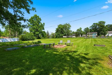4016 Beaverbrook Drive Fort Wayne IN 46815