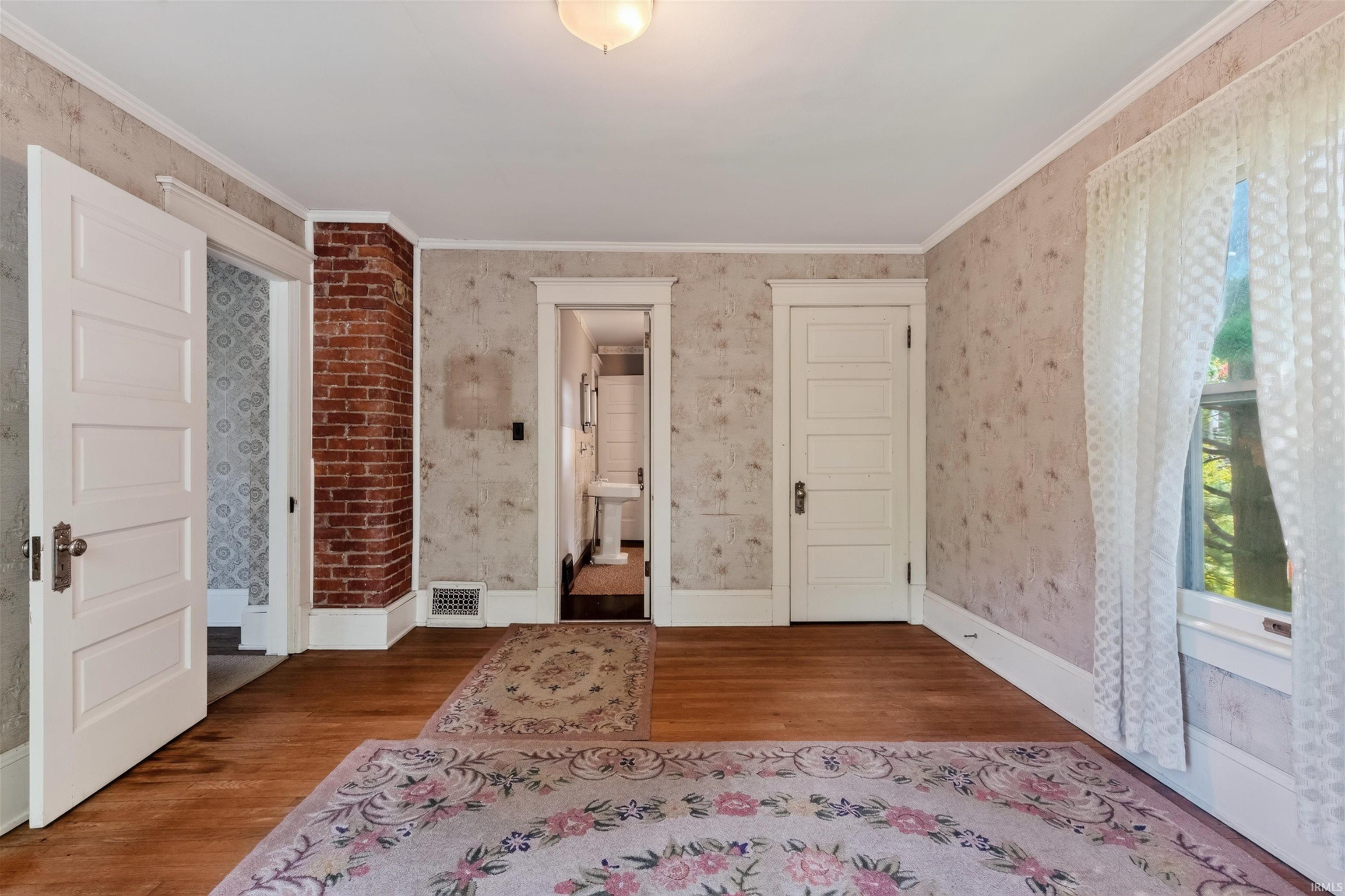 109 N Mountain Street Lagrange IN 46761
