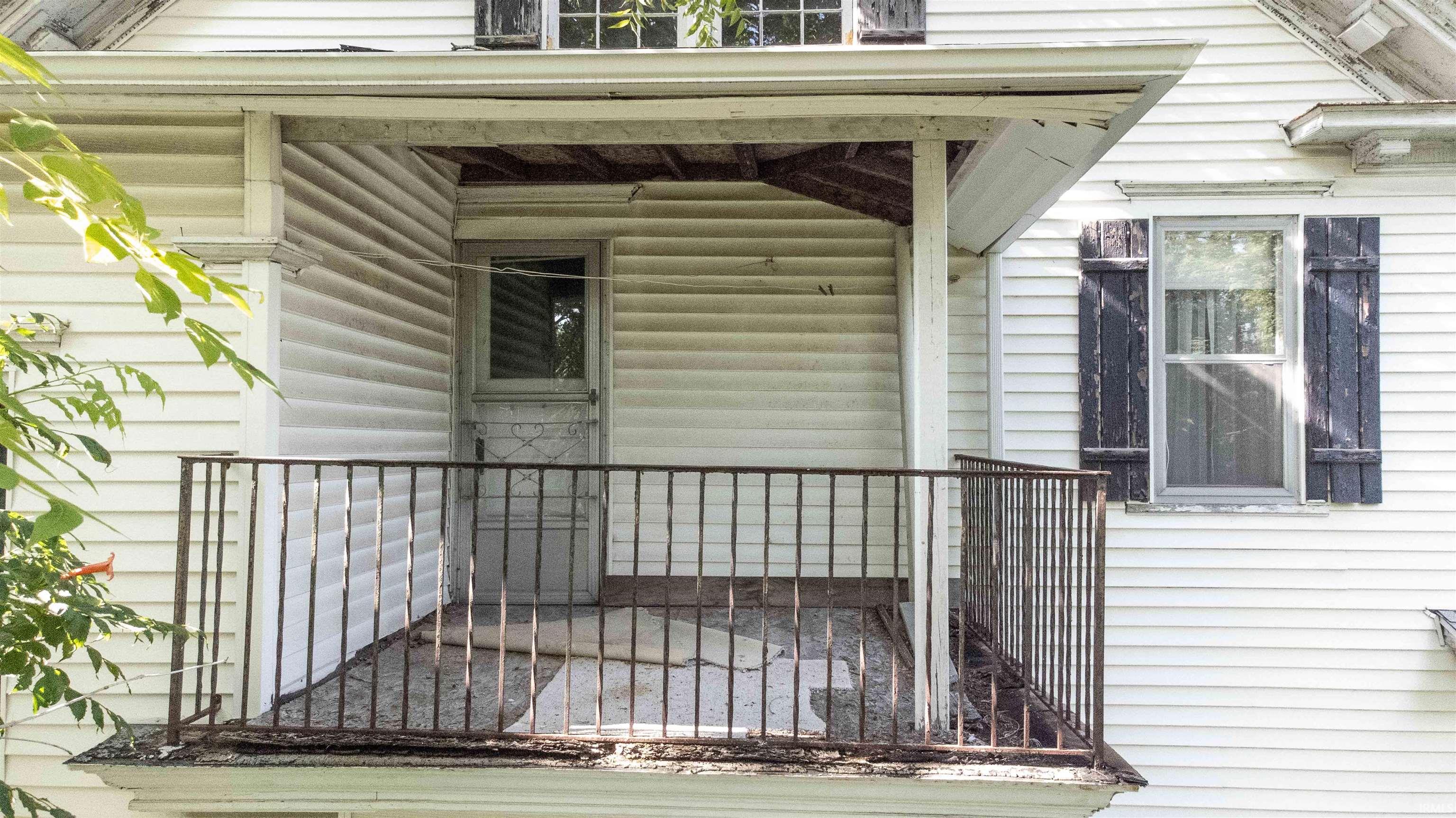109 N Mountain Street Lagrange IN 46761