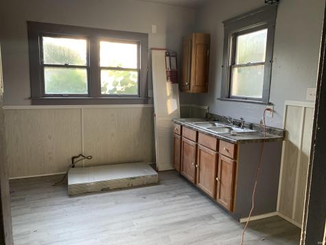 307 E Goshen Road Osceola IN 46561