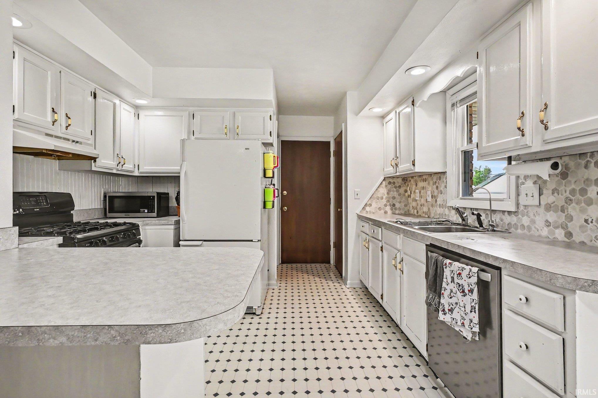 51999 Ray Drive Granger IN 46530