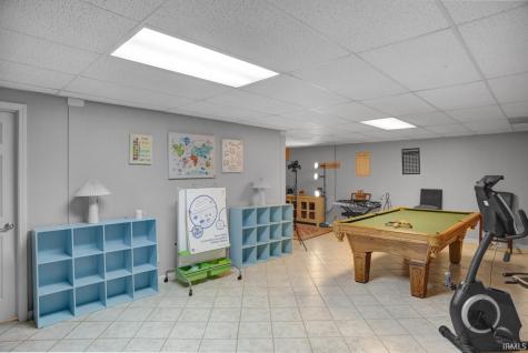 11226 Vixen Drive Evansville IN 47712