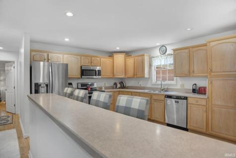 11226 Vixen Drive Evansville IN 47712