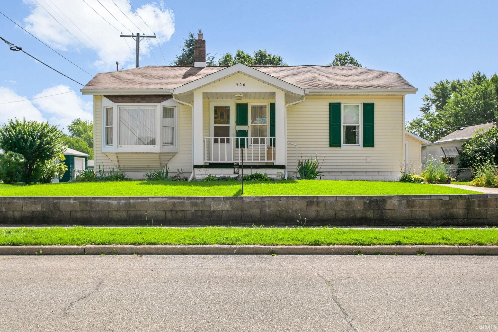 1906 Sarah Street Mishawaka IN 46545