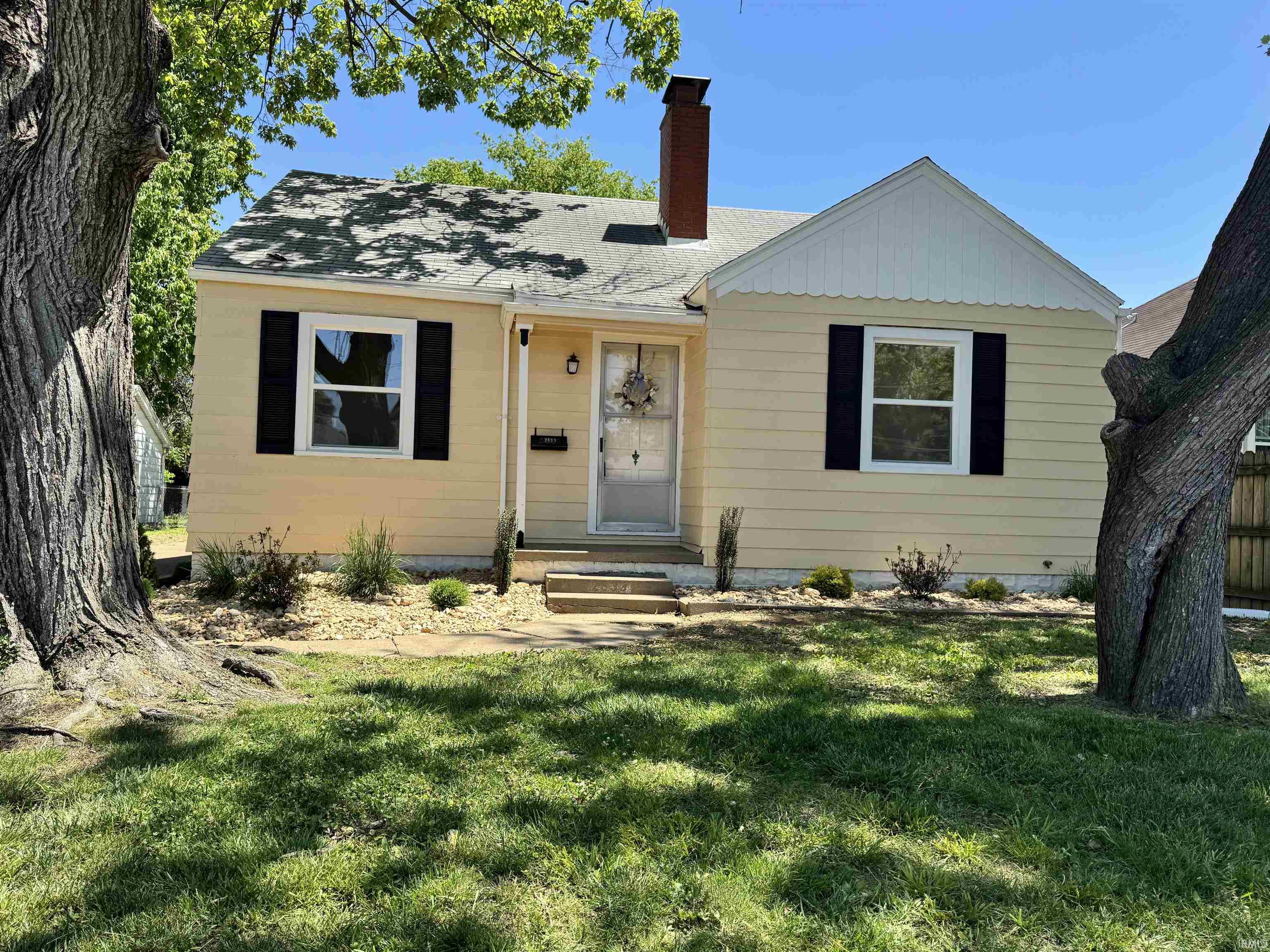 2533 N Sherman Street Evansville IN 47712