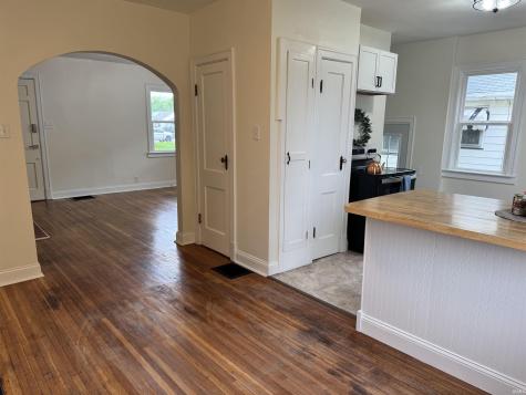 2533 N Sherman Street Evansville IN 47712