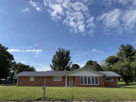 288 Locust Drive Bloomfield IN 47424