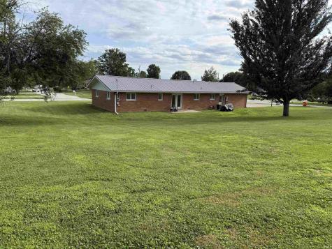 288 Locust Drive Bloomfield IN 47424