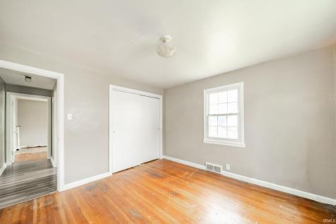 2907 S 19th Street New Castle IN 47362