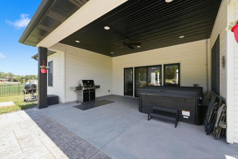 15183 Whisper Rock Boulevard Fort Wayne IN 46845