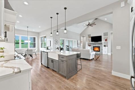 15183 Whisper Rock Boulevard Fort Wayne IN 46845