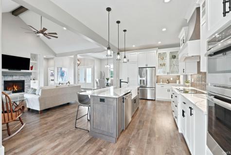 15183 Whisper Rock Boulevard Fort Wayne IN 46845