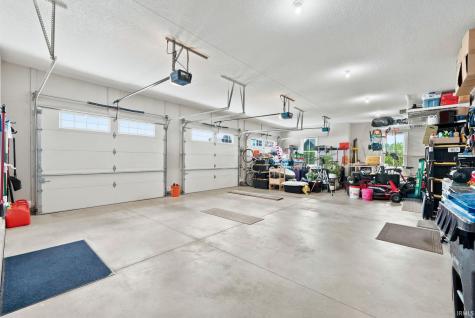 15183 Whisper Rock Boulevard Fort Wayne IN 46845