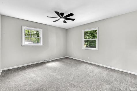 60195 Emerald Drive South Bend IN 46614