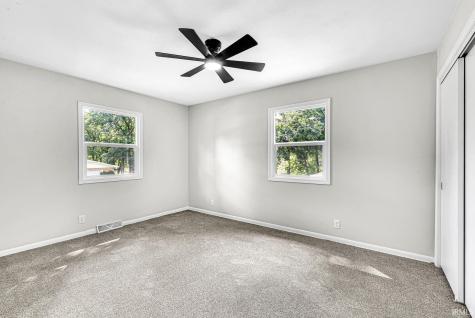 60195 Emerald Drive South Bend IN 46614