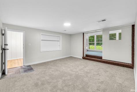 60195 Emerald Drive South Bend IN 46614
