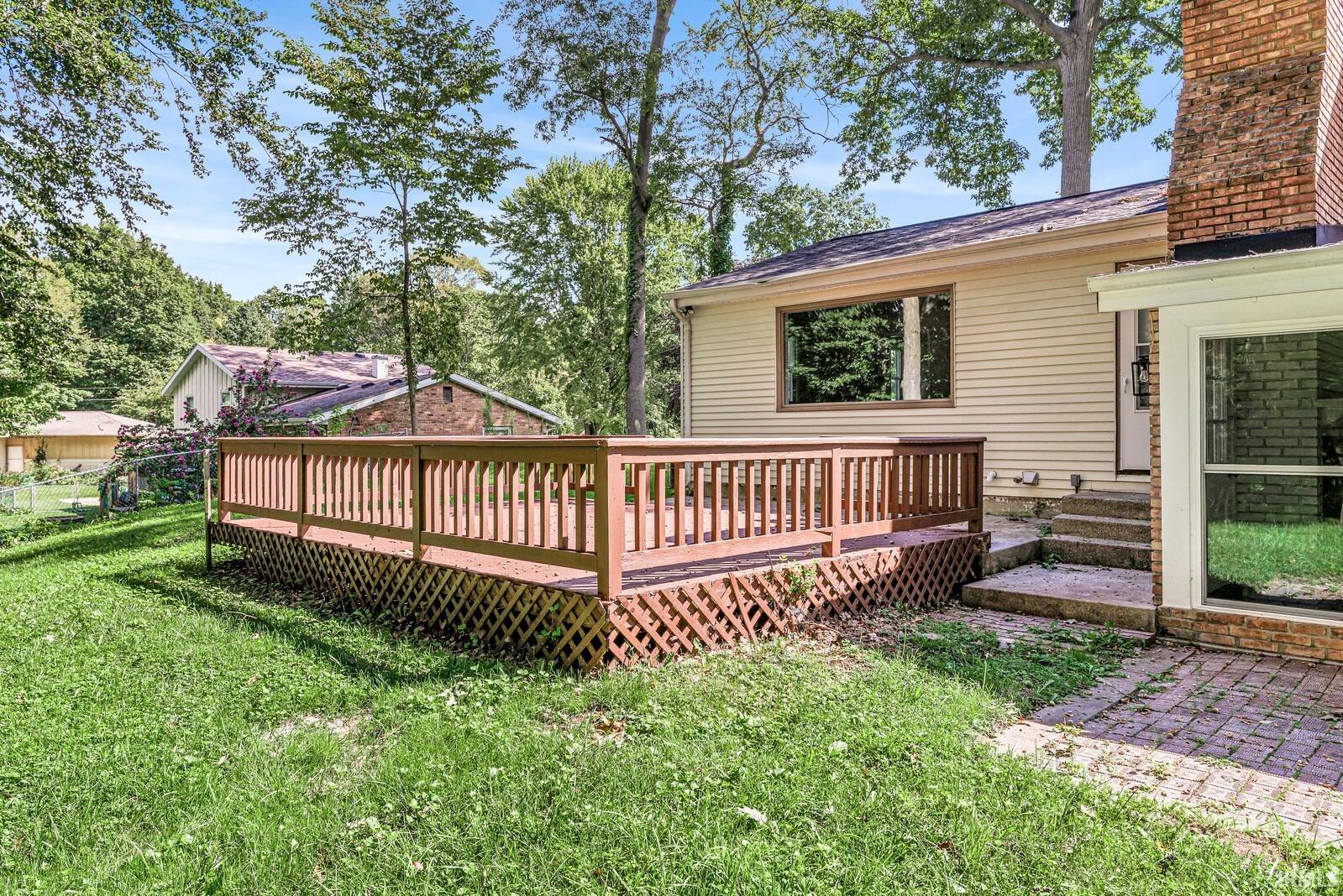 60195 Emerald Drive South Bend IN 46614