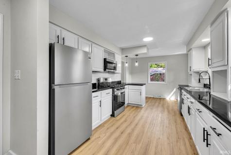 60195 Emerald Drive South Bend IN 46614