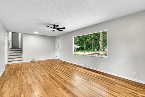 60195 Emerald Drive South Bend IN 46614